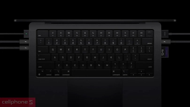 Cổng Thunderbolt 5 trên máy tính Macbook Pro M4 cho tốc độ truyền tải dữ liệu siêu nhanh