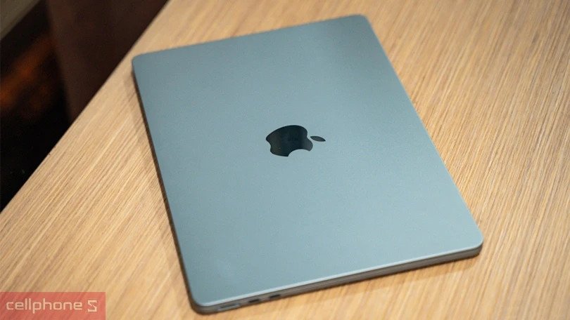 Cuộc gọi video FaceTime sắc nét trên MacBook Air M2, tối ưu cho giao tiếp trực tuyến