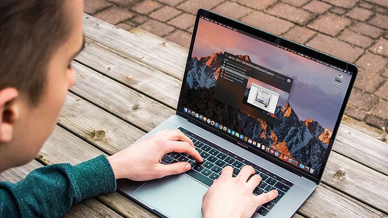 Dung lượng trống và sao lưu dữ liệu là hai yếu tố then chốt khi cài Windows 11 trên MacBook