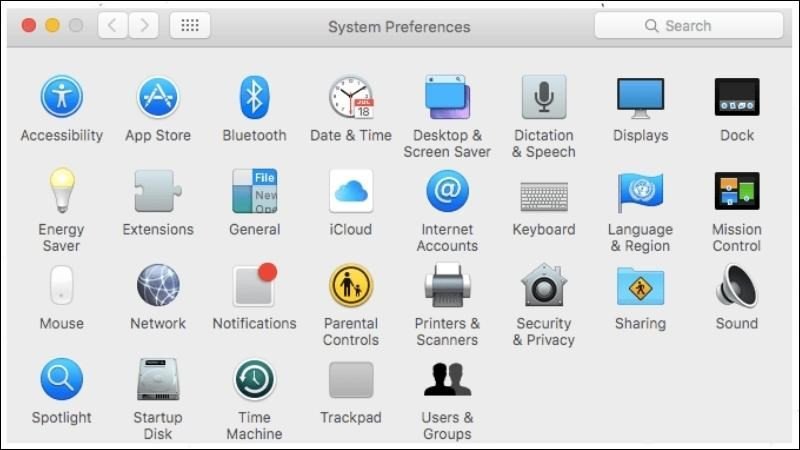 Giao diện System Preferences của macOS trên MacBook Pro, nơi điều chỉnh cài đặt sau khi reset PRAM/NVRAM.