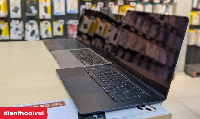 Màn hình MacBook Pro M1 14 inch đã được thay mới và hoạt động hoàn hảo