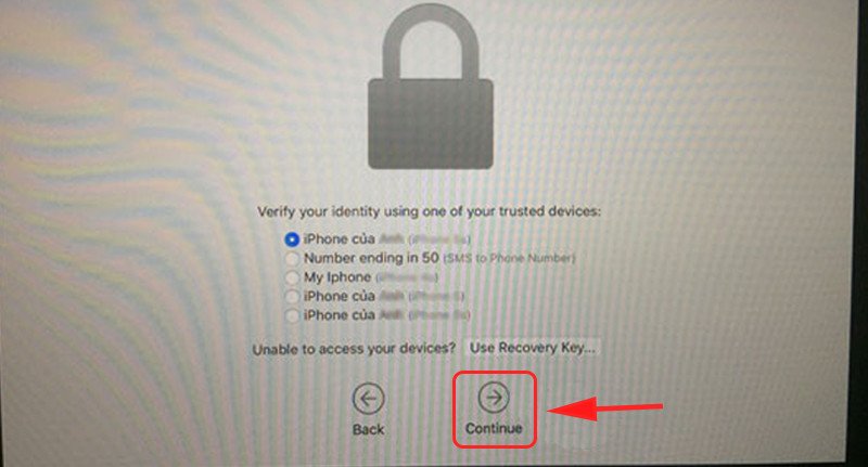 Màn hình xác nhận thông tin tài khoản Apple khi khôi phục quên mật khẩu MacBook Pro