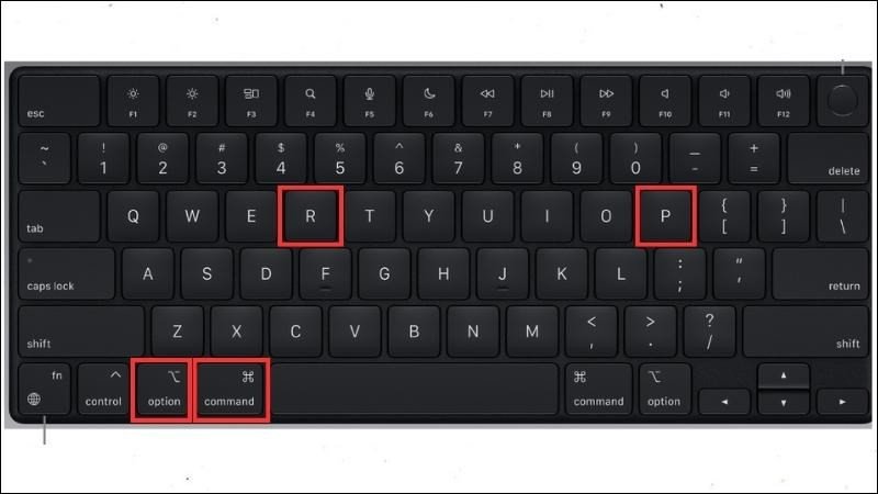 Tổ hợp phím Option, Command, P và R trên bàn phím MacBook Pro để đặt lại PRAM/NVRAM.