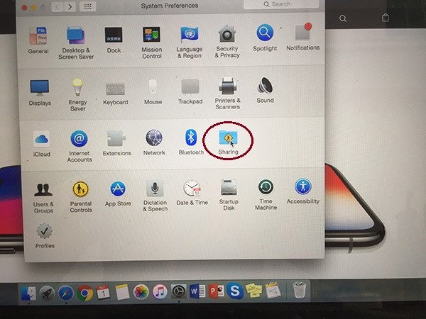 Tùy chọn Chia sẻ (Sharing) trong cài đặt hệ thống để phát wifi từ Macbook Pro