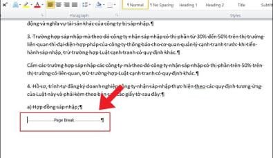 Ví dụ về trang trắng xuất hiện do Page Break trong tài liệu Word trên MacBook